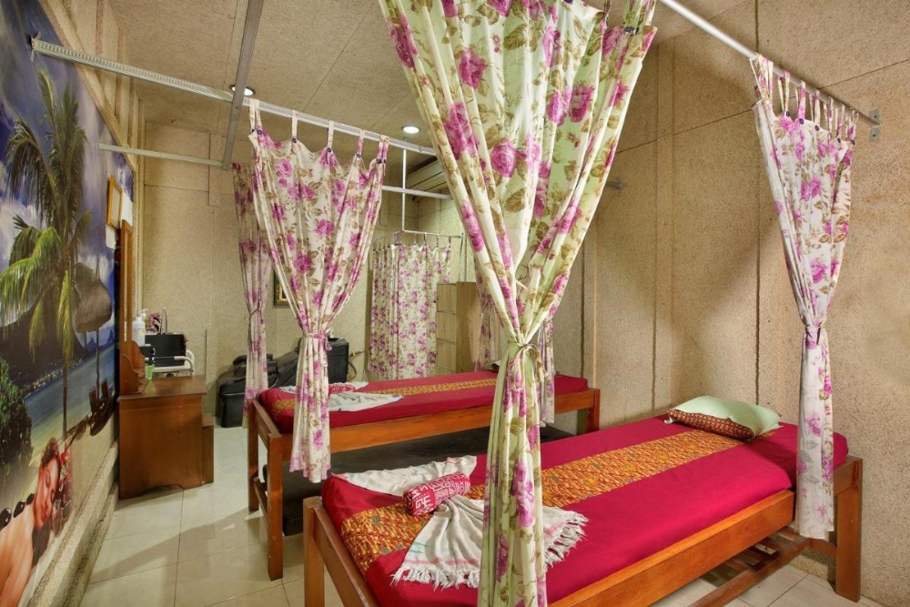 Hardys Hotel Negara Image 21