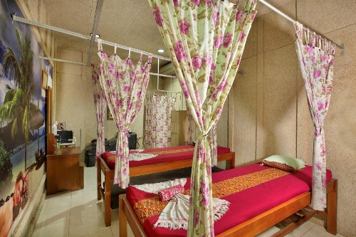 Hardys Hotel Negara image 21